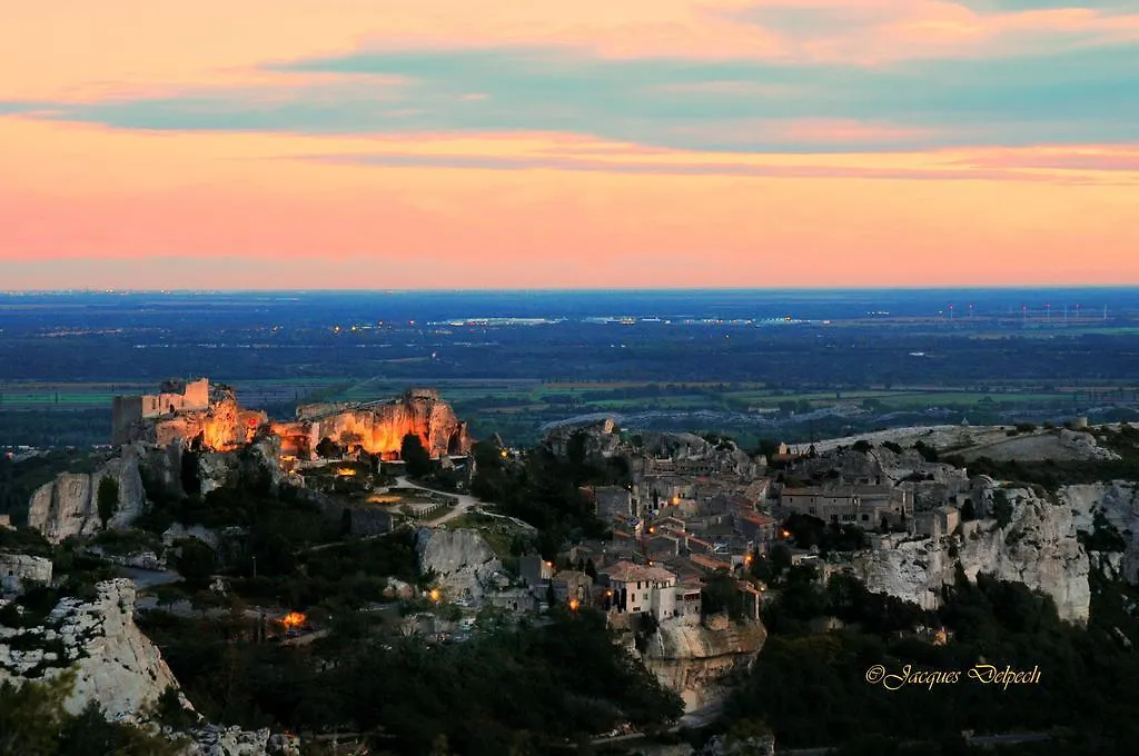 Camping L' Arlesienne Hotel Campsite Arles