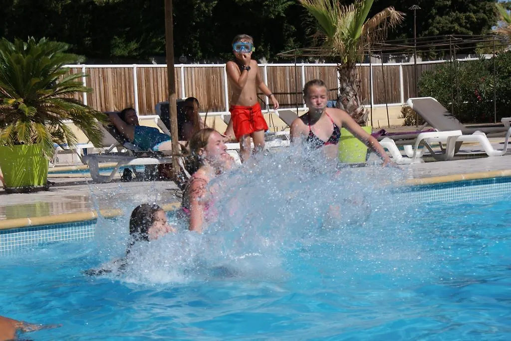 ***  Camping L' Arlesienne France